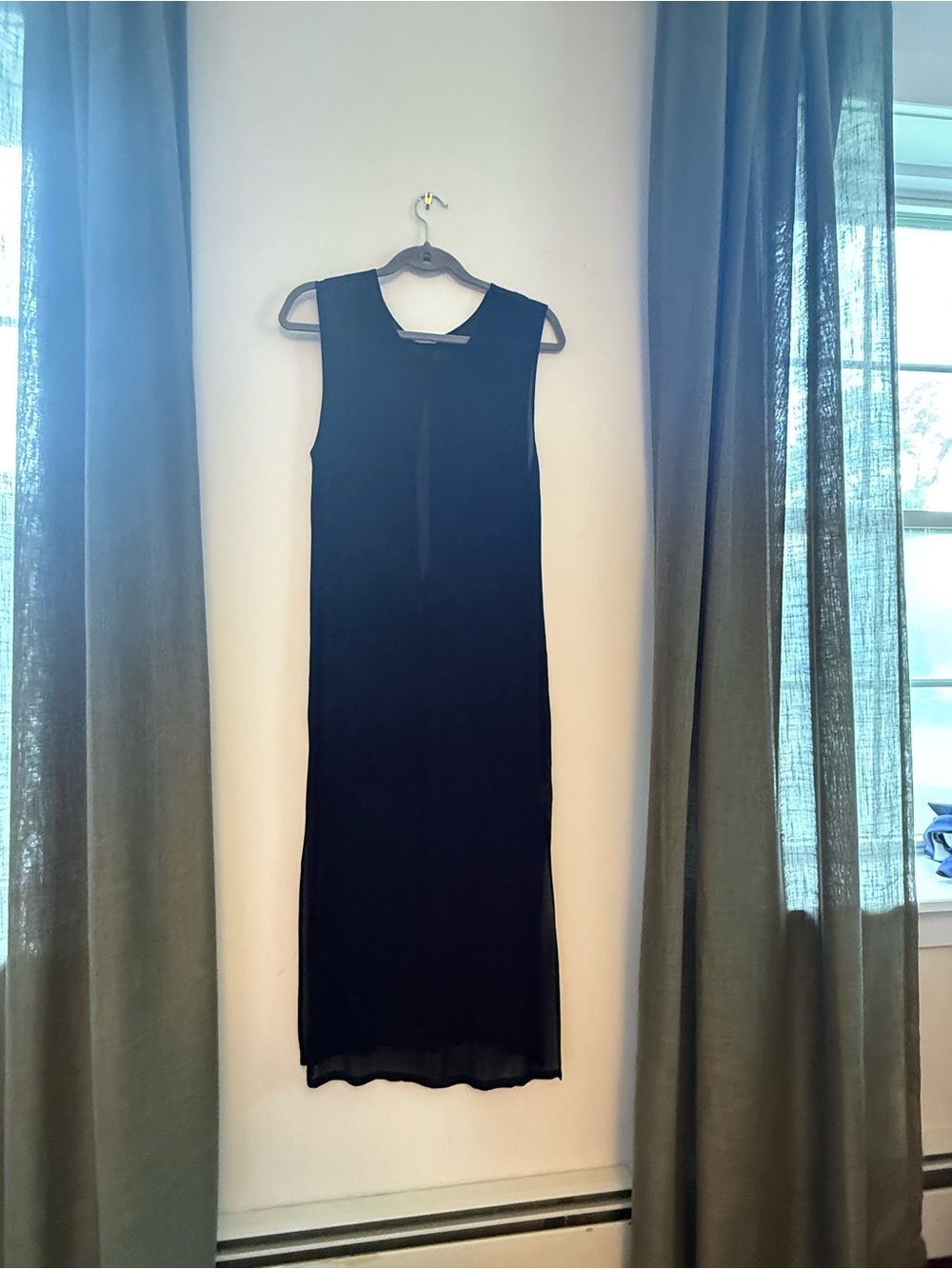 LACAUSA Black Sleeveless Maxi Dress